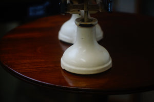 Cream vintage kitchen scales,  with imperial stamped stackable weights