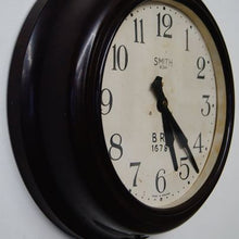 Load image into Gallery viewer, Smiths eight day Bakelite wall clock circa 1940 in nice original condition