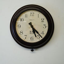 Load image into Gallery viewer, Smiths eight day Bakelite wall clock circa 1940 in nice original condition