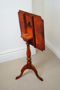 An attractive and well presented Georgian antique mahogany tilt top tripod table