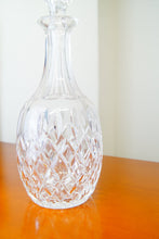 Load image into Gallery viewer, A stunning large crystal port decanter crafted in a classic Georgian style