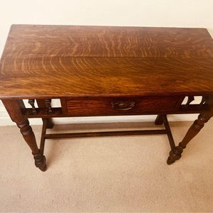 A spectacular Victorian quarter sawn oak antique console table date circa 1850