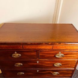 A fantastic George III mahogany chest of drawers with a lovely rich patina