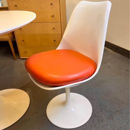 Rudi Bonzanini Mid Century 1960s/70s Dining Table And Pair Of Tulip Chairs embossed to the bases