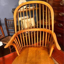 Load image into Gallery viewer, A handsome early Nineteenth Century yew and elm high back Windsor armchair