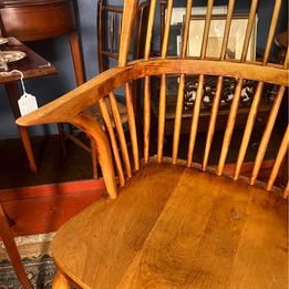 A handsome early Nineteenth Century yew and elm high back Windsor armchair