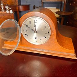 Edwardian Mahogany Napoleon Hat Mantel Clock with Westminster chime in lovely condition