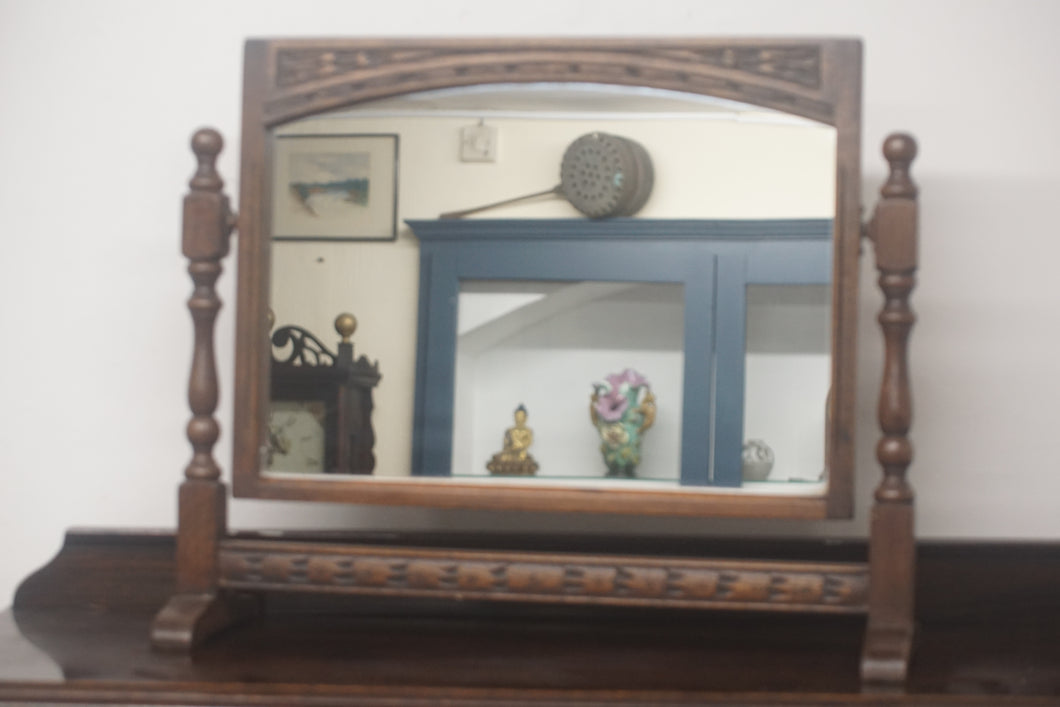 A lovely Victorian style swivel vanity dressing table Mirror