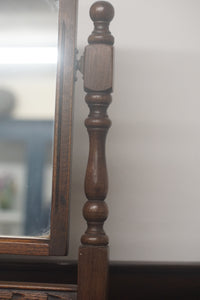 A lovely Victorian style swivel vanity dressing table Mirror