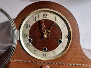 A Vintage Oak Cased Napoleon Hat Mantle Clock With Lovely Detail