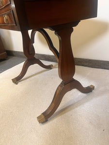 A Bevan And Funnell Stylish Antique Inlaid Mahogany Crossbanded And Line Inlaid Sofa Table