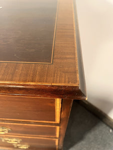 An Antique Mahogany Chest Of Drawers With Crossbanded Drawer Fronts