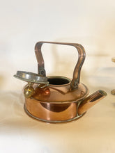 Load image into Gallery viewer, A Fabulous Antique George III Quality Low Copper Kettle With Brass Kettle Stand