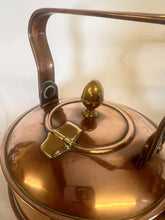 Load image into Gallery viewer, A Fabulous Antique George III Quality Low Copper Kettle With Brass Kettle Stand