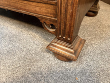 Load image into Gallery viewer, A Quarter Sawn Arts And Crafts Sideboard In The Style Of Gillows c.1890