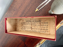 Load image into Gallery viewer, Vintage DeVilbiss No.15 Atomizer Complete With Its Original Box
