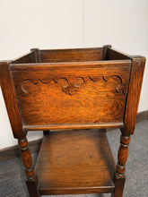 Load image into Gallery viewer, Edwardian Arts &amp; Crafts Oak Framed Planter – In the Manner of Shapland And Petter