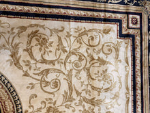 Load image into Gallery viewer, Aubusson-Style French Wool Flat-Weave Rug – 4800 × 2700cm