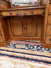 Load image into Gallery viewer, A Fine Quality Victorian Dressing Table By The Renowned Leeds Makers Constantine &amp; Co.