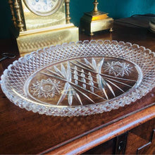 Load image into Gallery viewer, Lovely hand cut lead crystal glass platter with amazing detail in nice condition