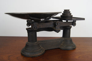 Edwardian cast iron scales with weights and copper bowl