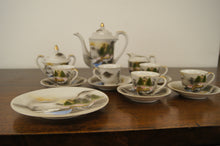 Load image into Gallery viewer, Kutani Japanese Geisha Lithophane tea set in fabulous condition